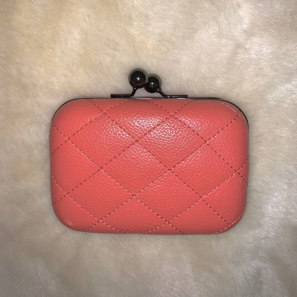 Vintage Crossbody Clutch